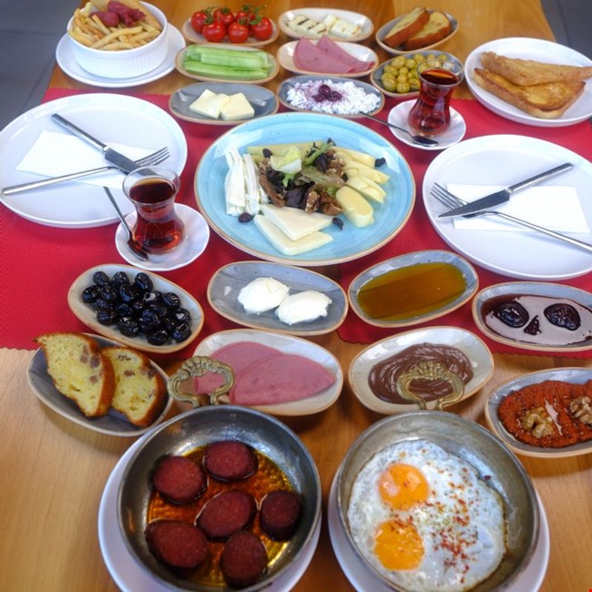 Gusto Gurme Kahvaltı (2 Kişilik)